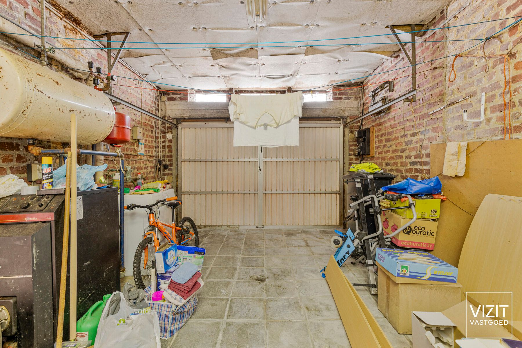 Volledig te renoveren woonhuis met garage foto 11