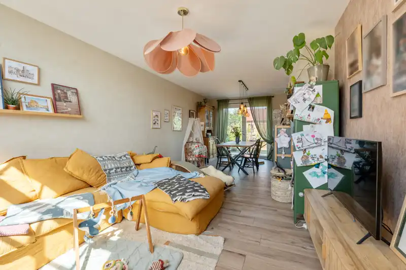 Recente, landelijke woning met 3 slaapkamers, tuin en parking foto 6