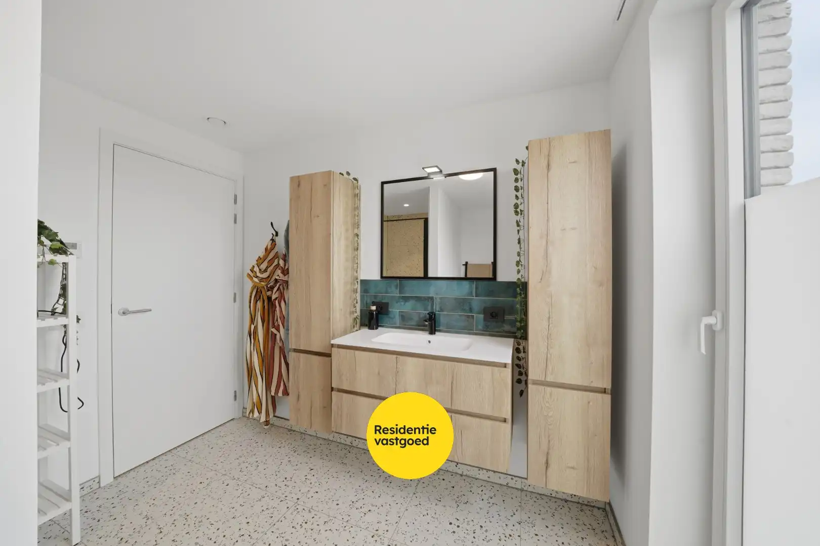 Energiezuinige halfopen nieuwbouwwoning met 4 slaapkamers in Oudenburg foto 28