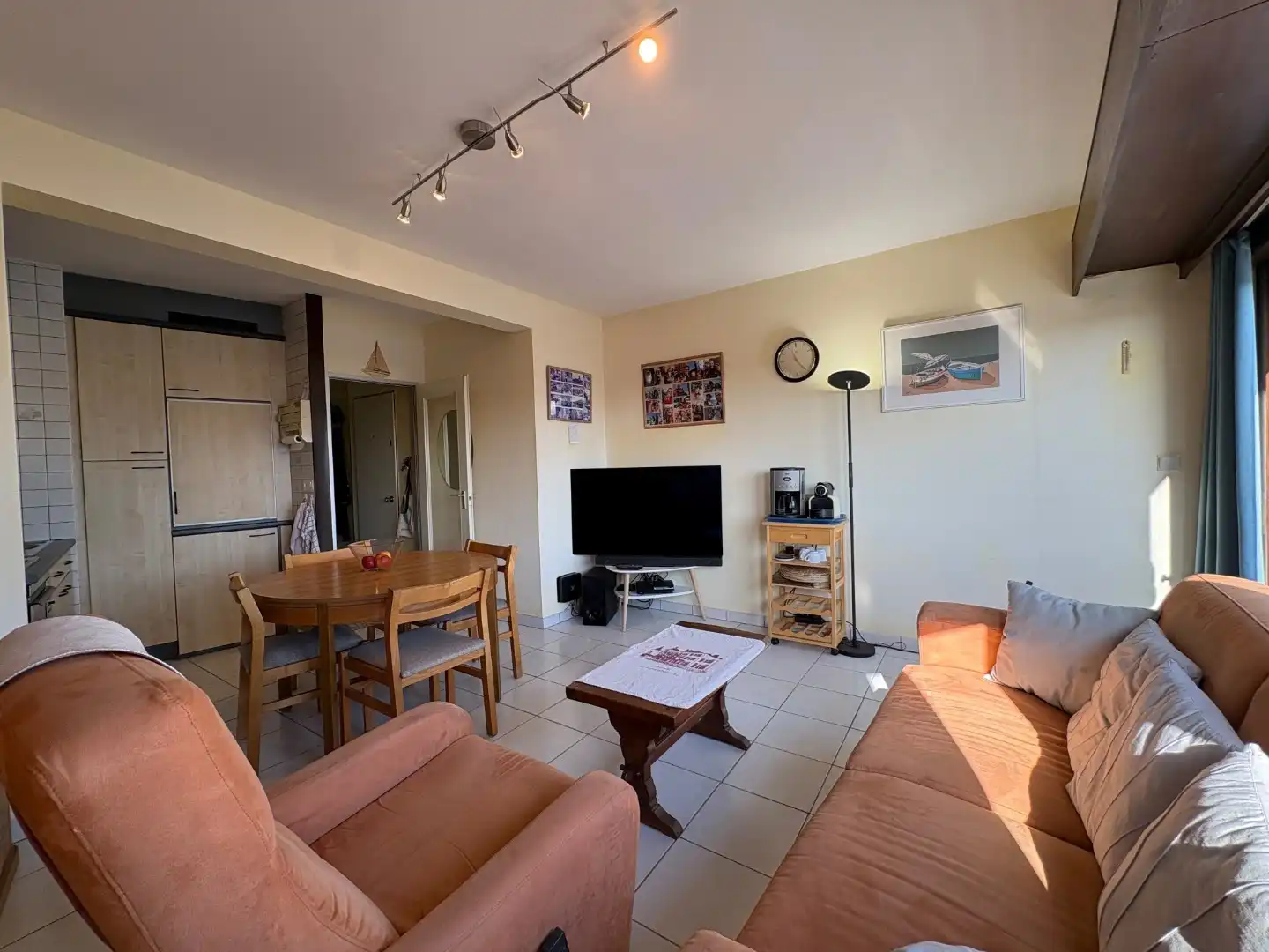 Instapklaar appartement met lateraal zeezicht – Zouavenplein foto 12