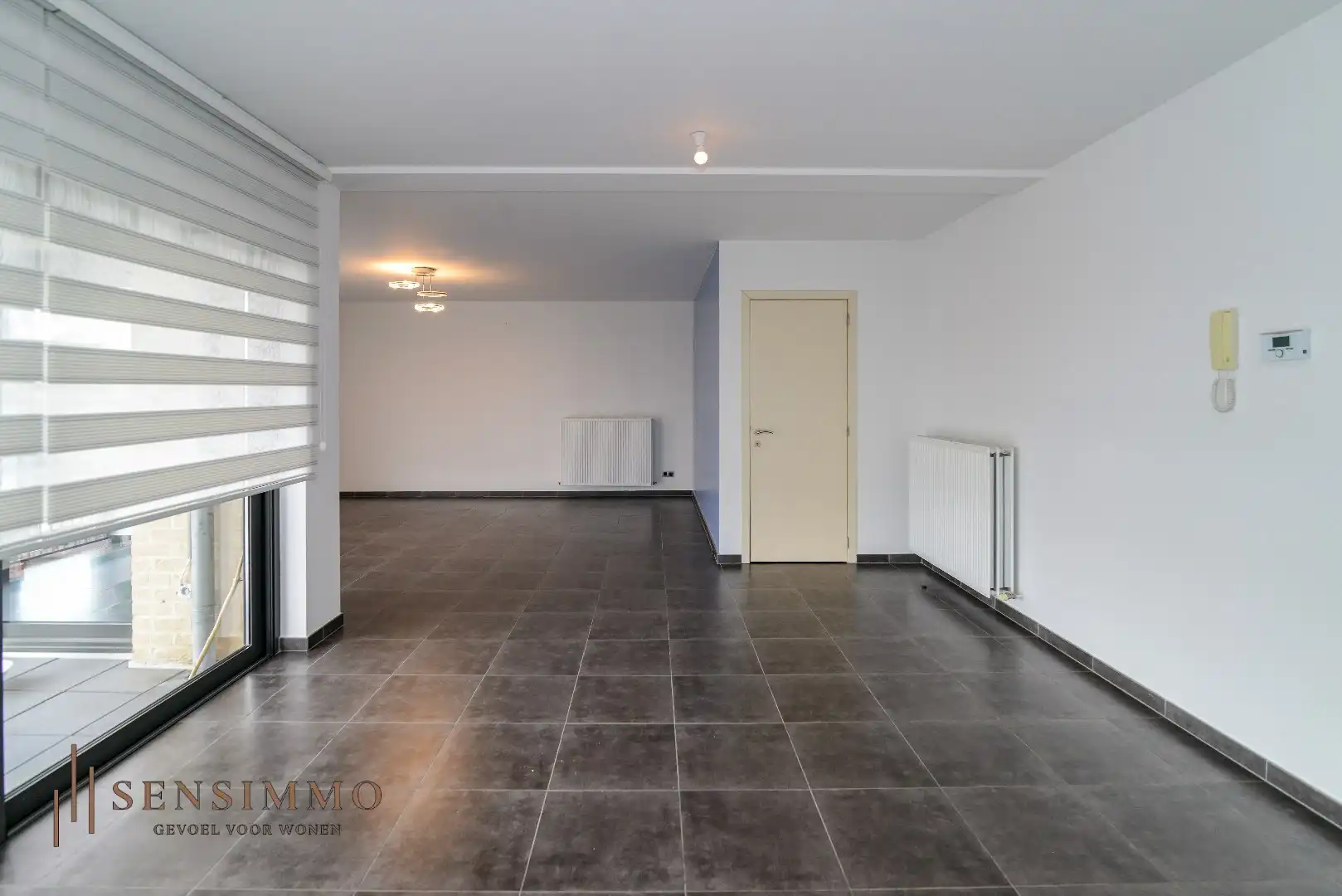 Mooi appartement met 2 slpk, ruim terras en parking foto 8