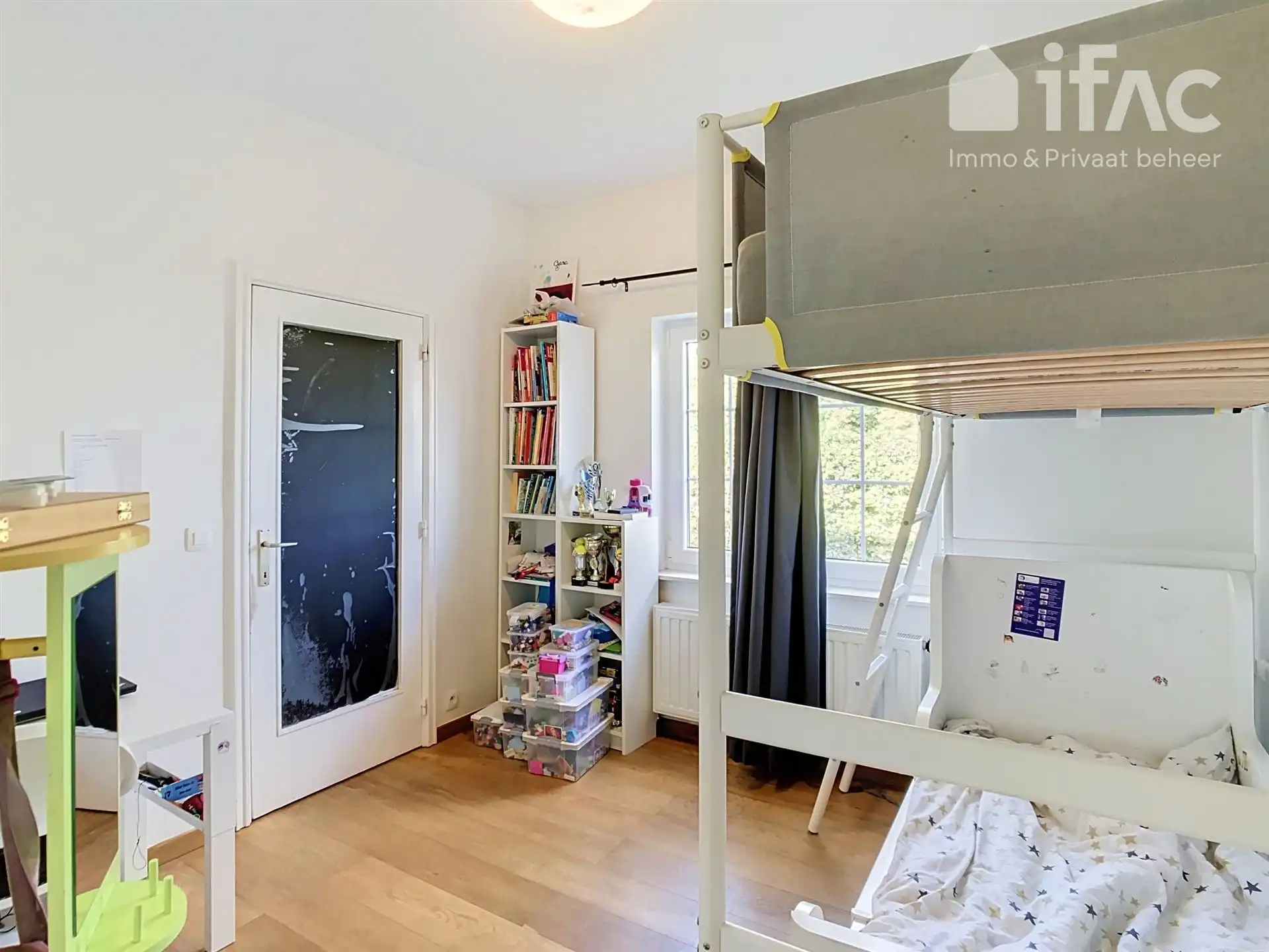 Rustig gelegen bungalow, 3slpks, 2badks foto 18