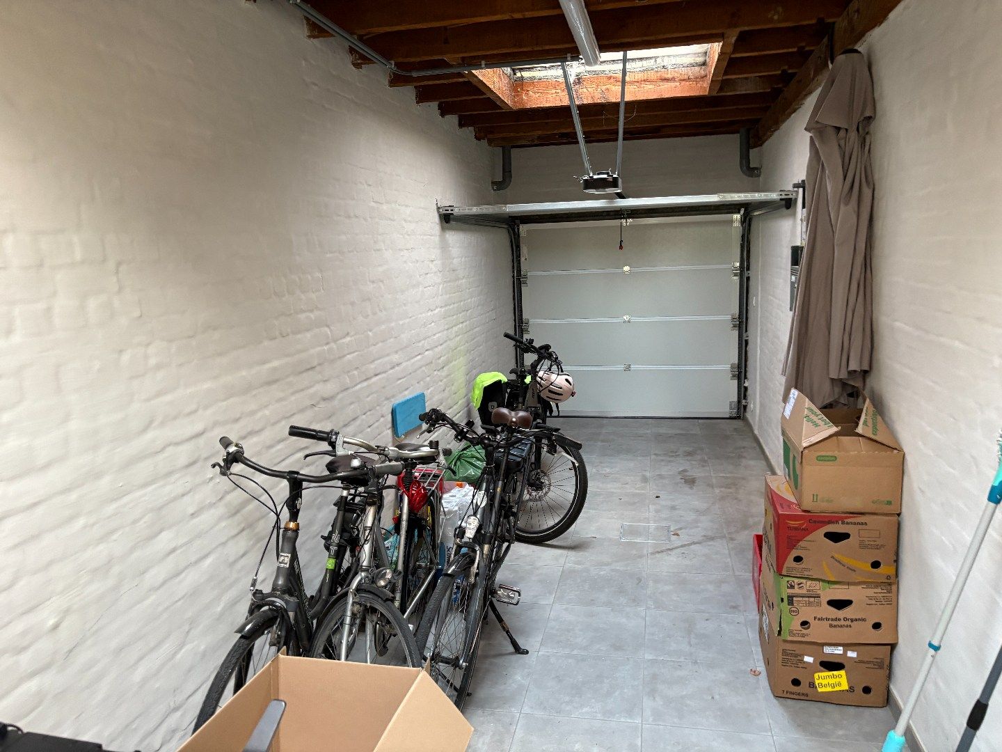 Prachtig gerenoveerde rijwoning met 3 slaapkamers! foto 8