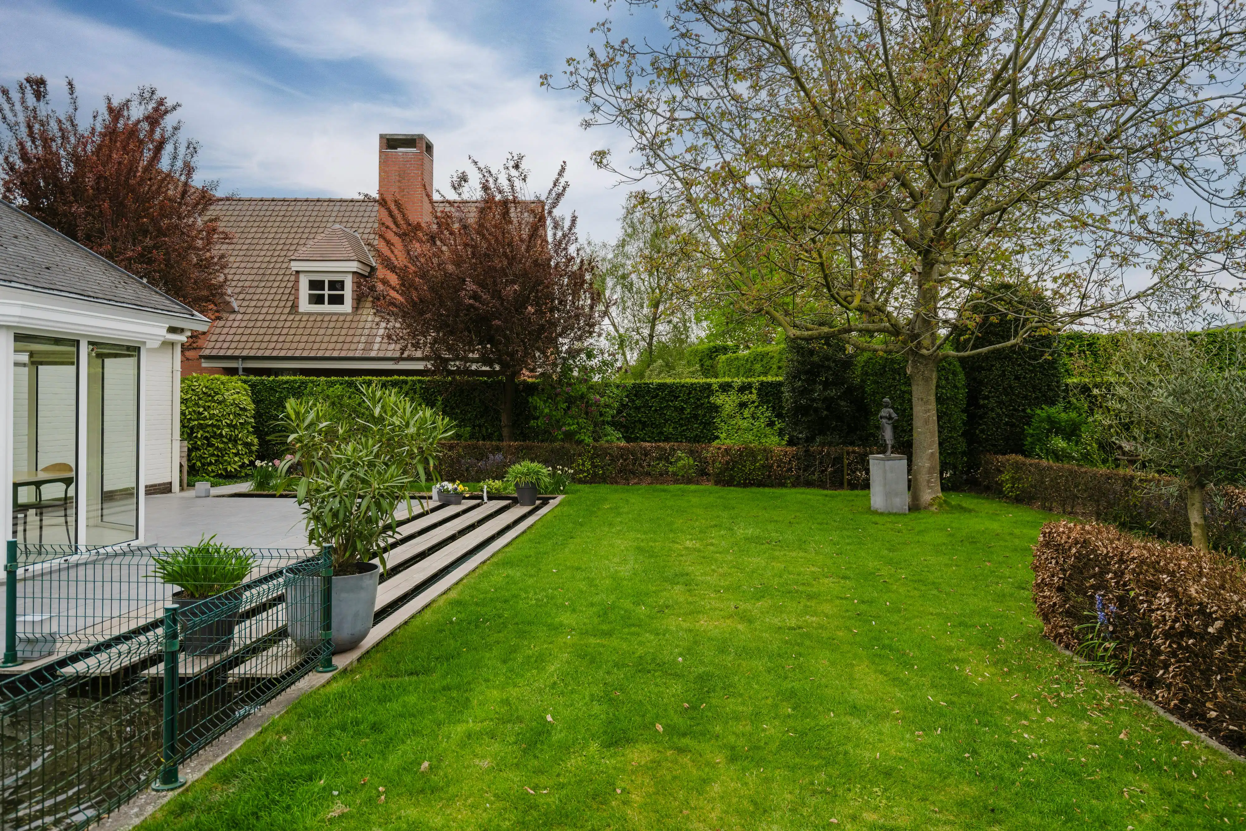 Instapklare vrijstaande woning te koop in Heule! foto 20