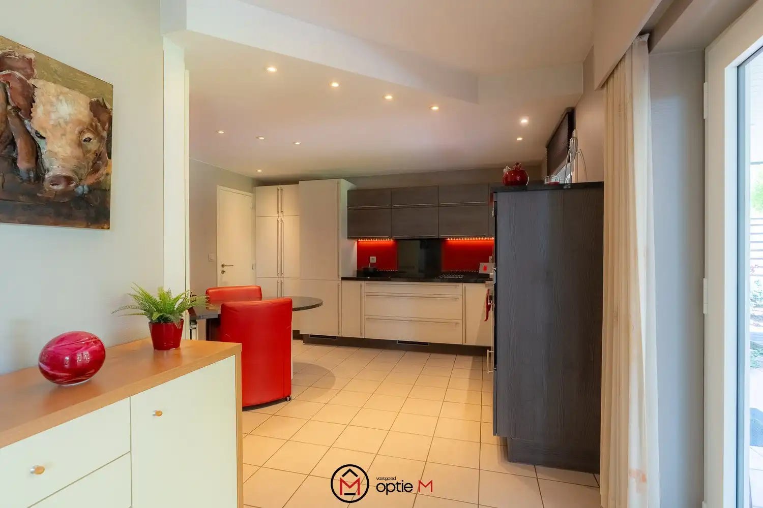 Instapklare woning te koop met mooie tuin in Stevoort foto 8