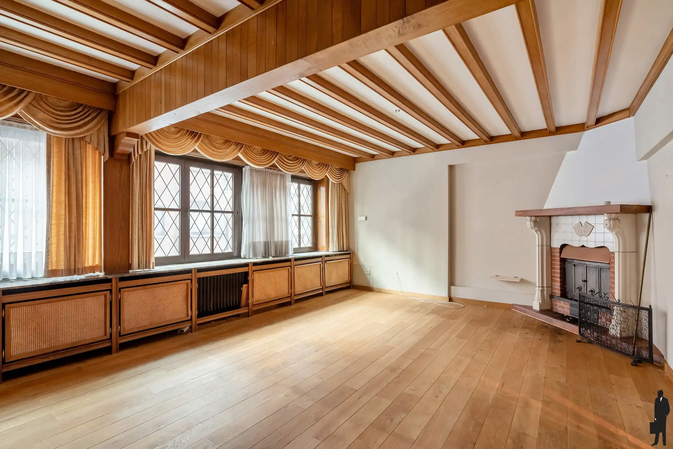 Uniek pand (472m²) met opties voor renovatie of nieuwbouw! foto 10