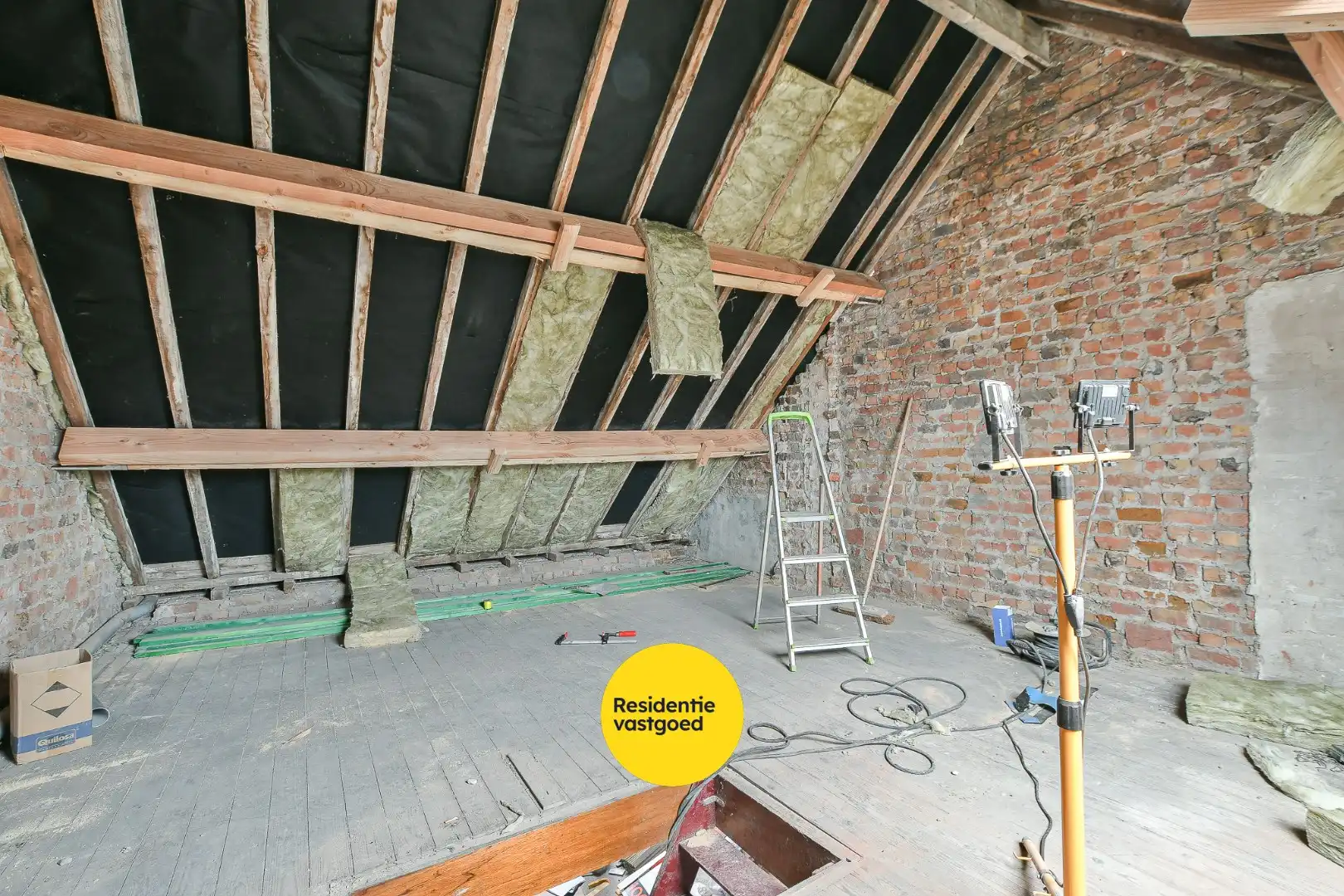 Te renoveren rijwoning met potentieel in hartje Blankenberge foto 19