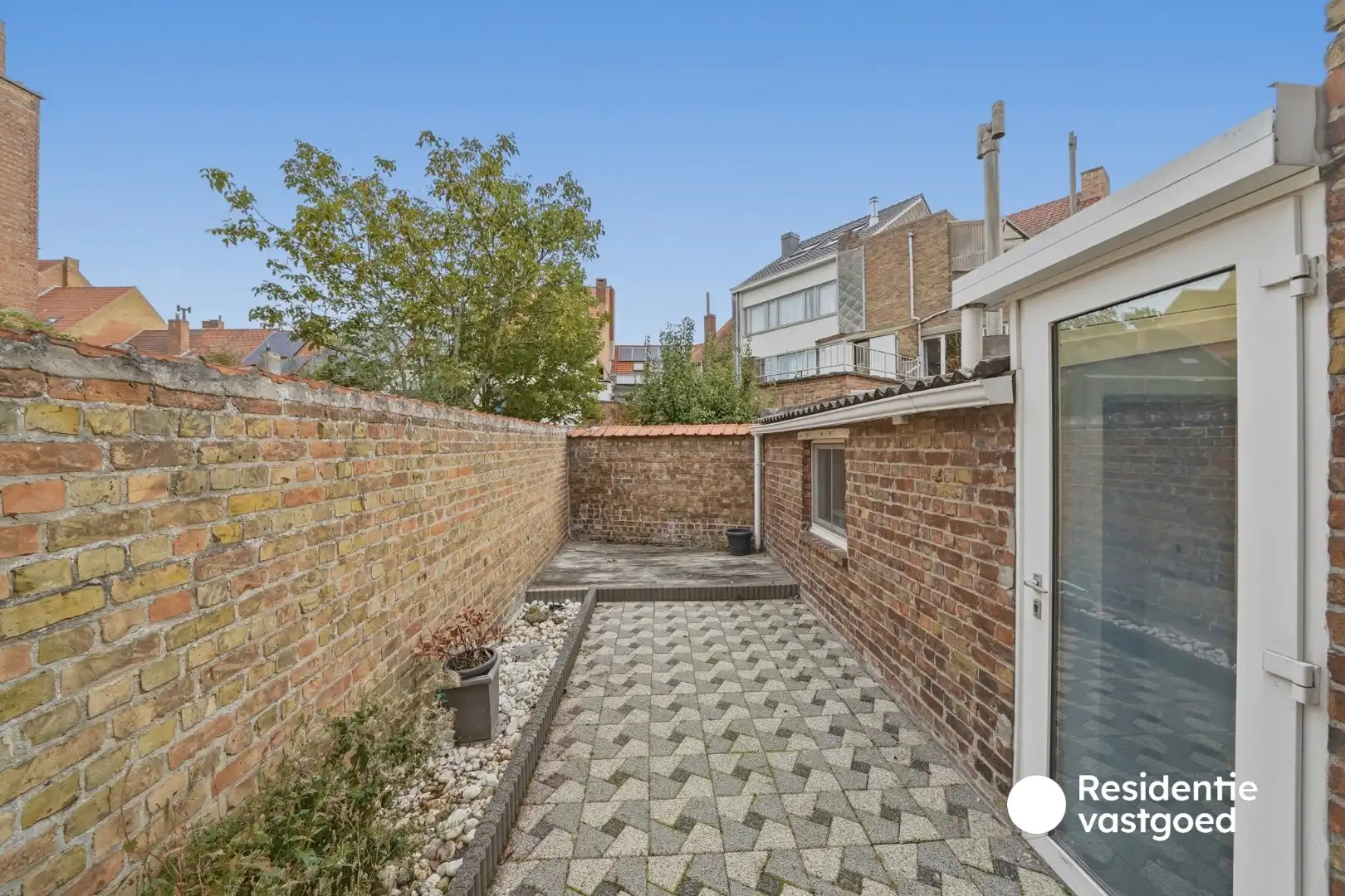 Gezellige stadswoning met zonnige koer en ruime zolder in Oostende foto 9