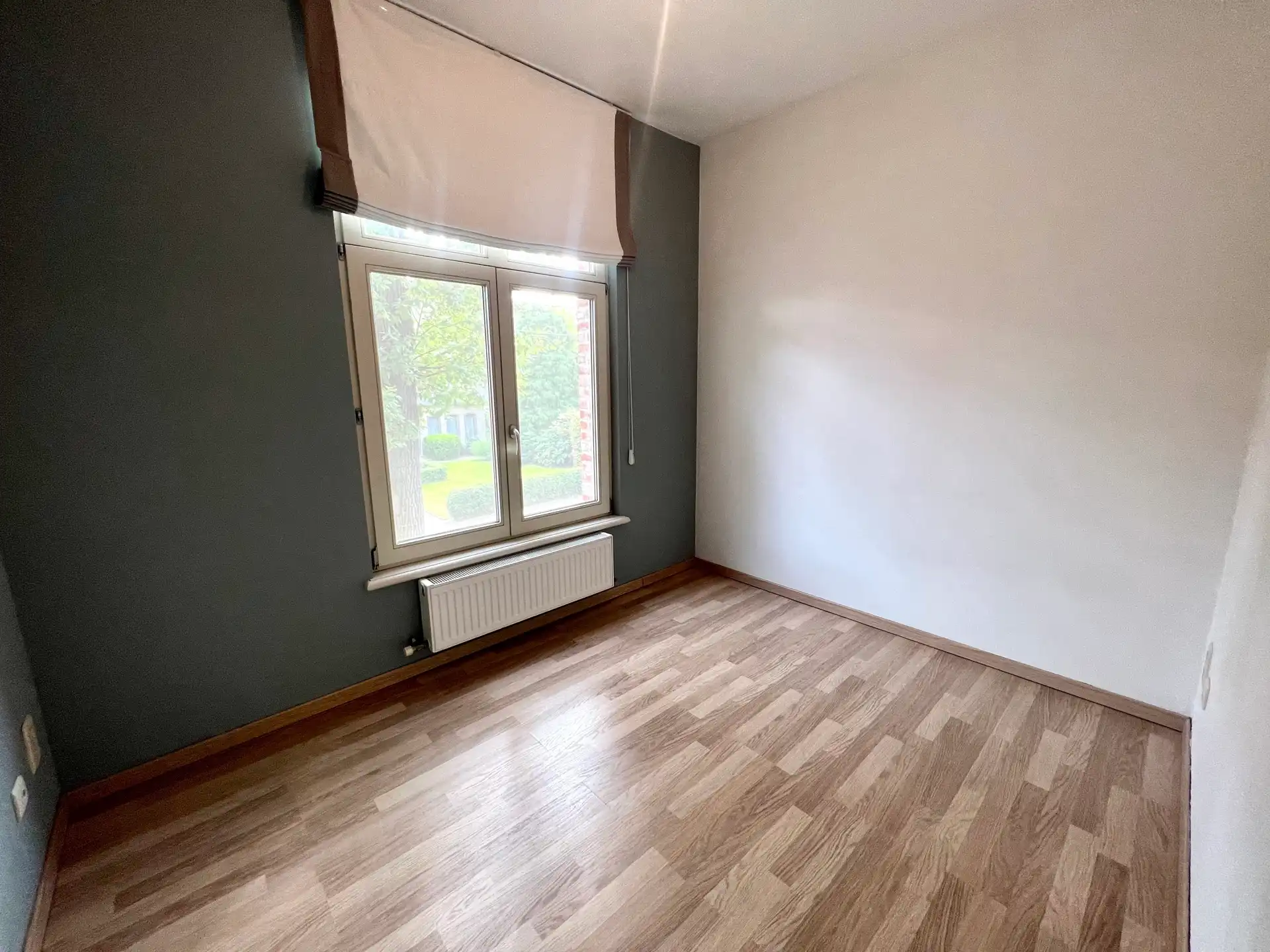 Rustig gelegen appartement met terras en groen uitzicht foto 16