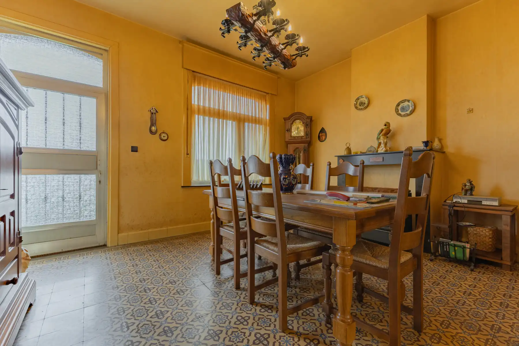 Woning en inrichtbare zolder (1à3 slaapkamers) foto 3