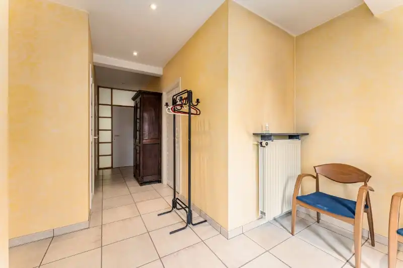 Ruime villa in de Roeselaarse stadsrand foto 11