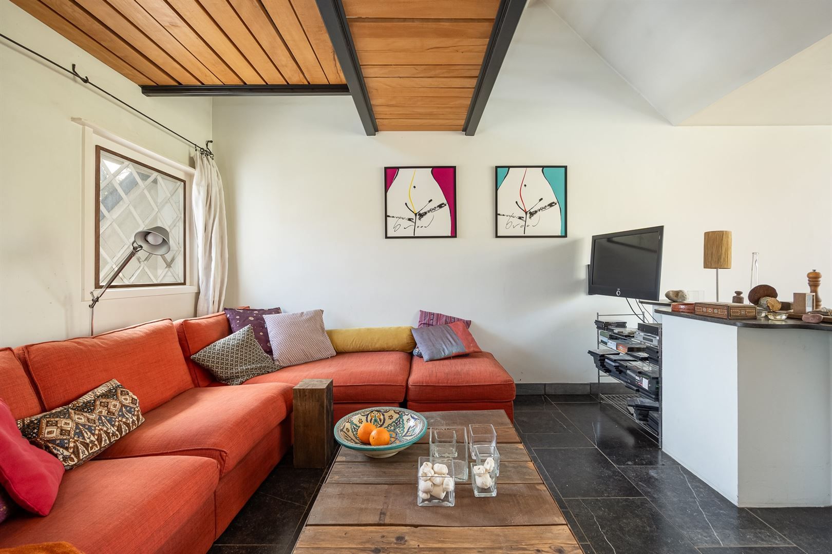 Charmante woning met orangerie en grote, sfeervolle tuin.  foto 6