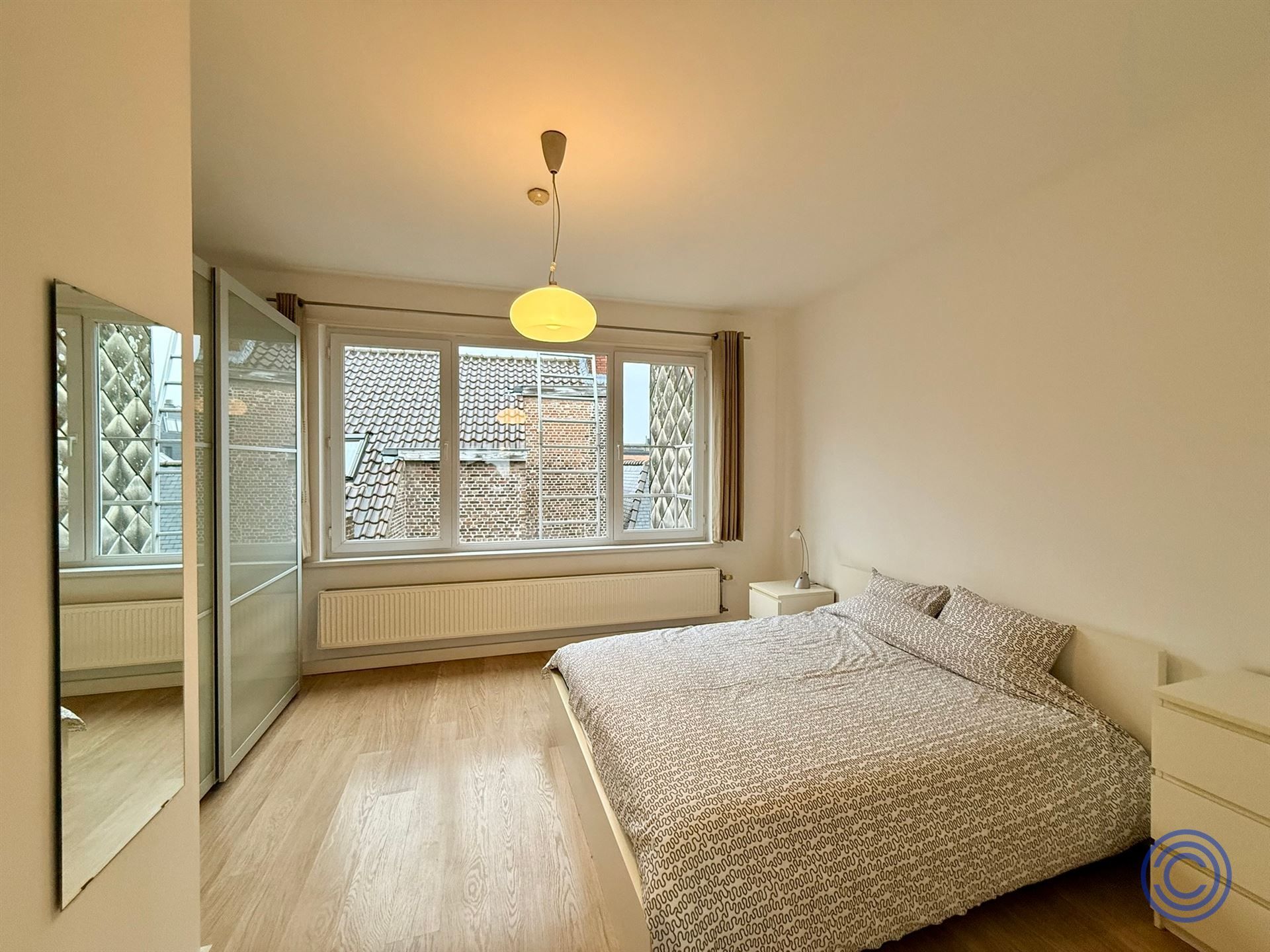 Bemeubeld 1-slpk appartement op TOP locatie! foto 4