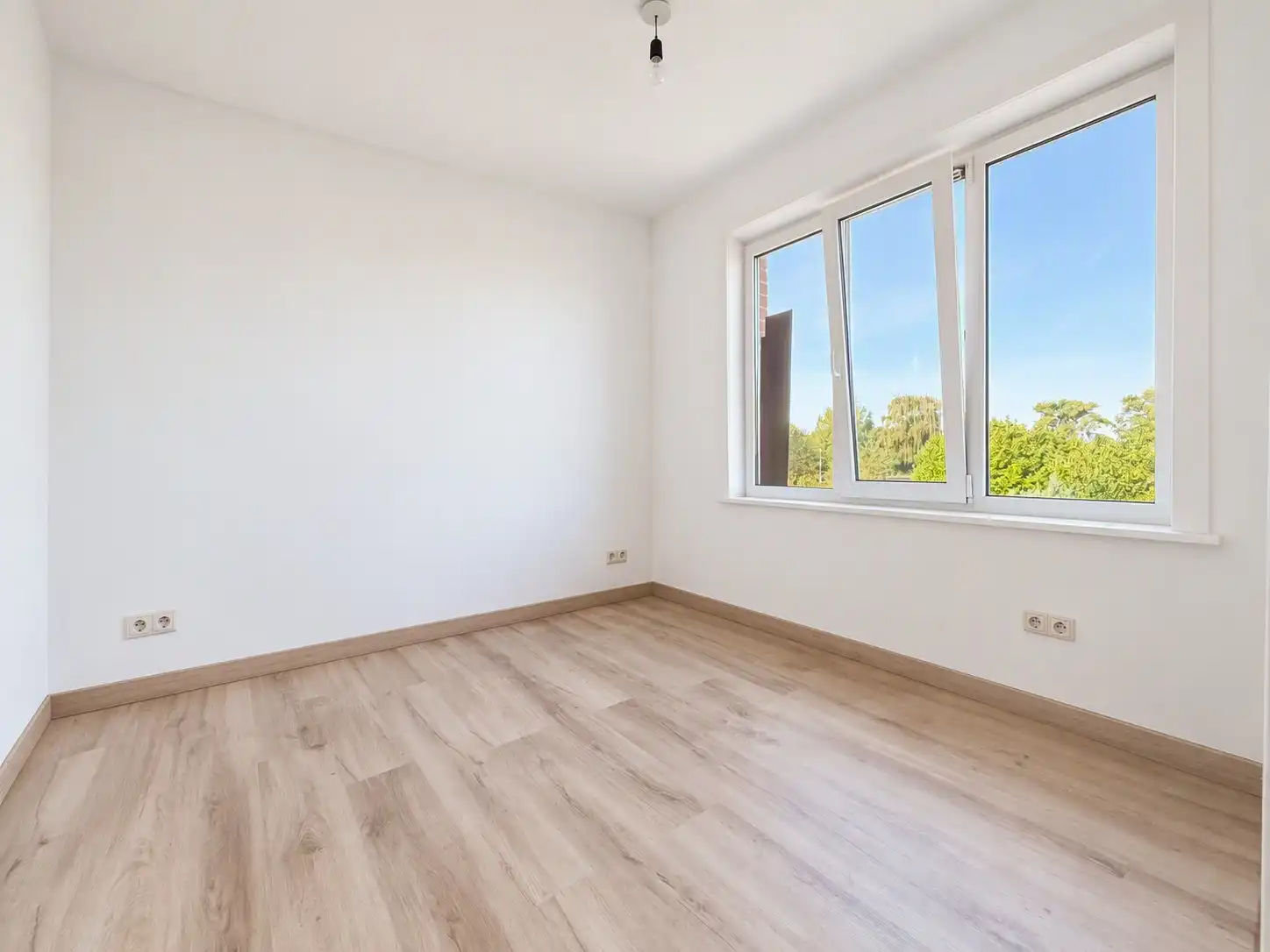 Gezellige gezinswoning met 4 slaapkamers foto 4