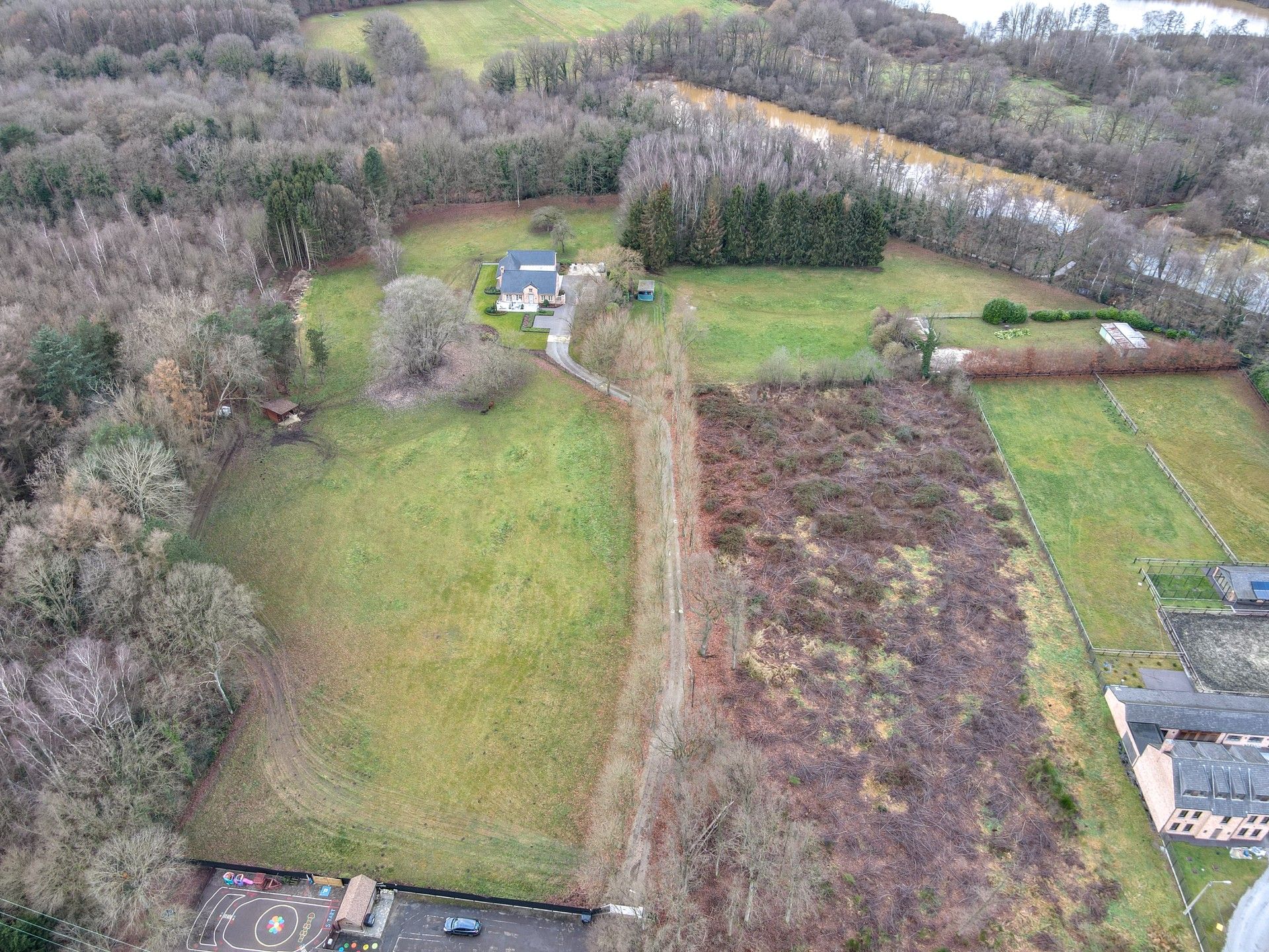 UNIEK LANDHUIS MET TOPLIGGING OP 2,55 HECTARE foto 57