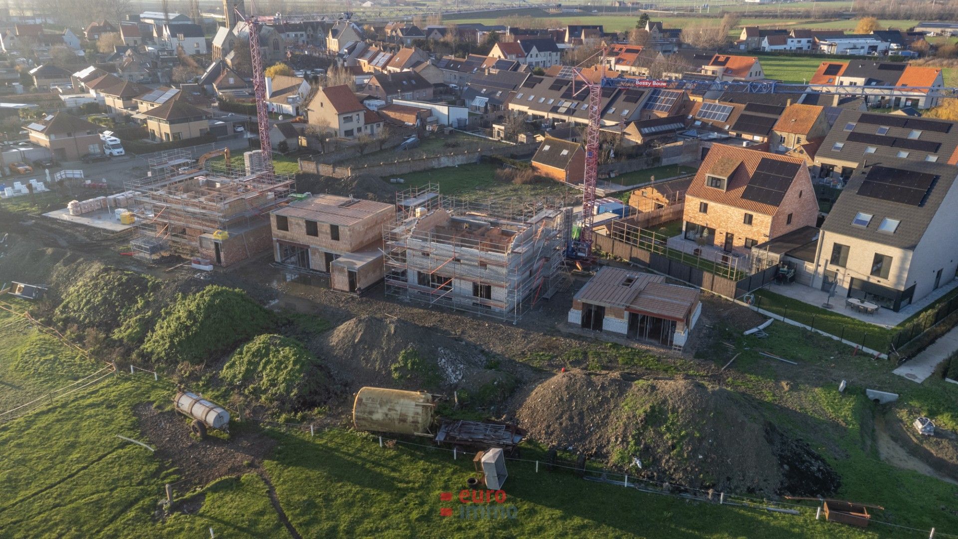 Halfopen bebouwing in de Leistraat foto 12