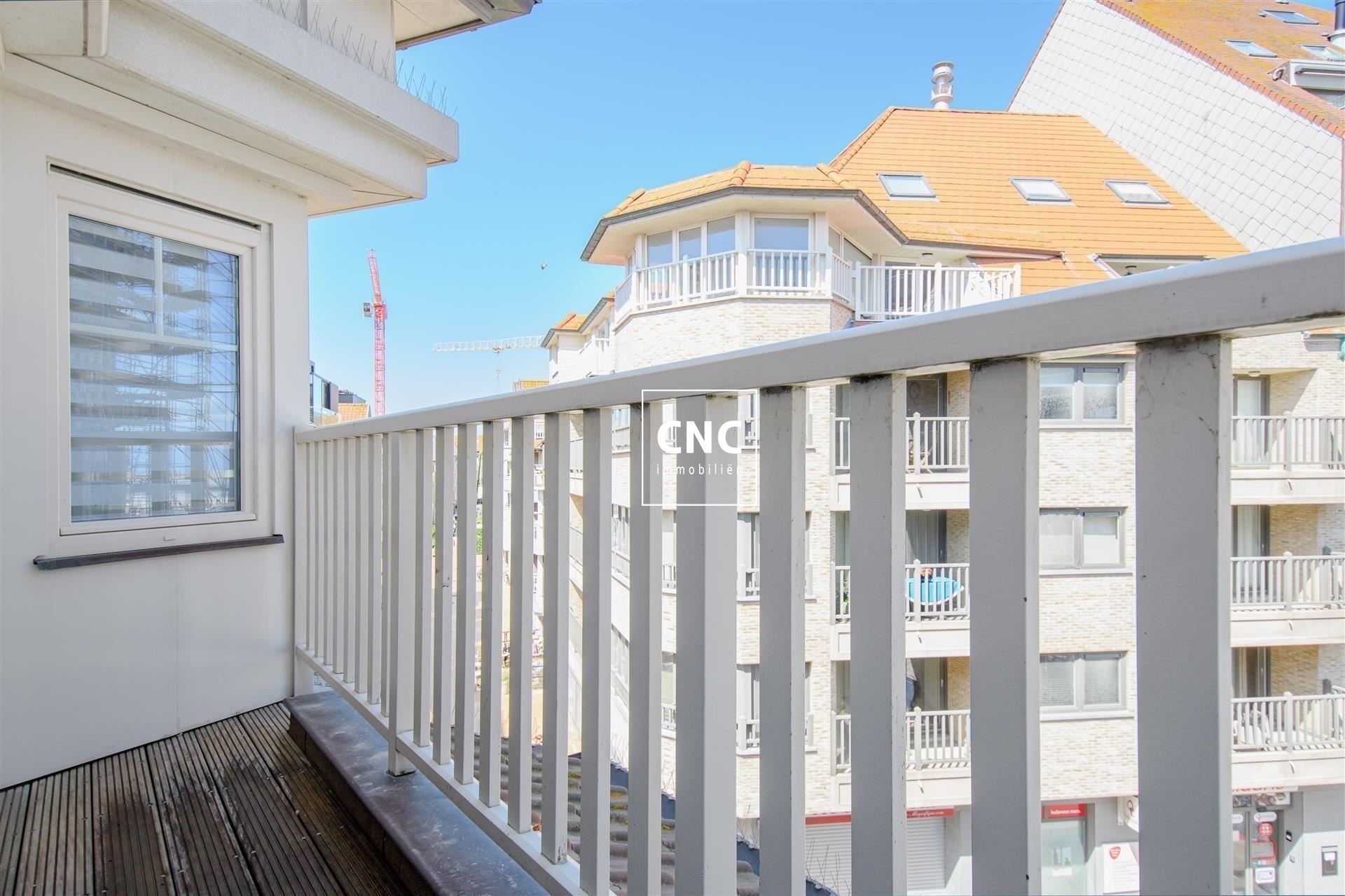 Lichtrijk en prachtig afgewerkt duplex-appartement foto 6