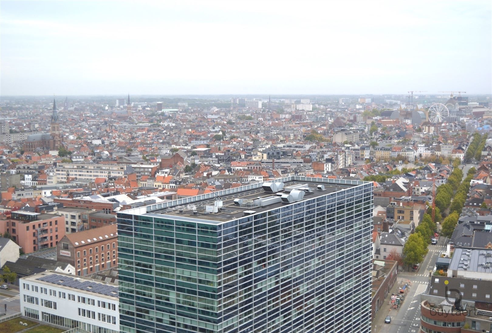 Energiezuinig penthouse met drie slaapkamers en terras! foto 28