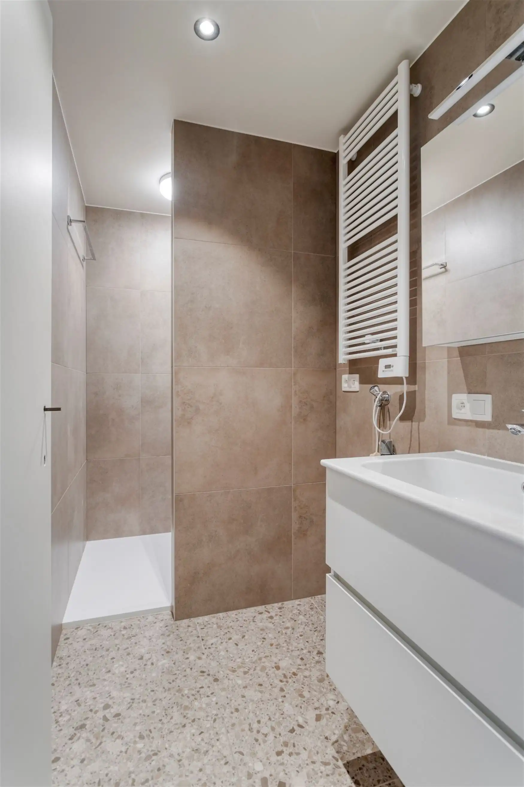 Handelspand op topligging foto 14