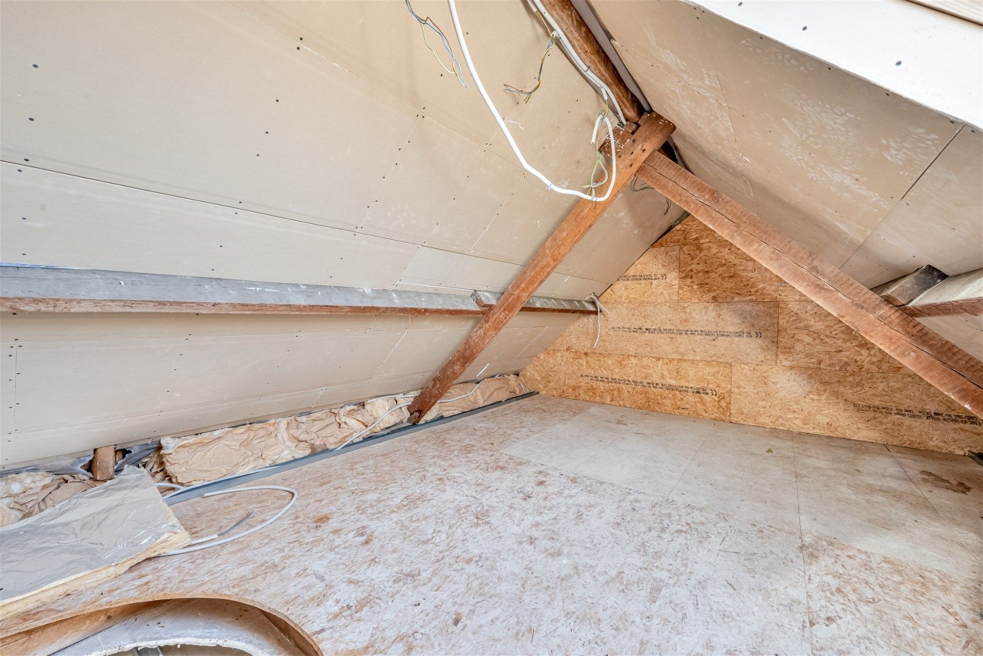 Grote woning met potentieel voor kangoeroewoning op toplocatie in Mere foto 23