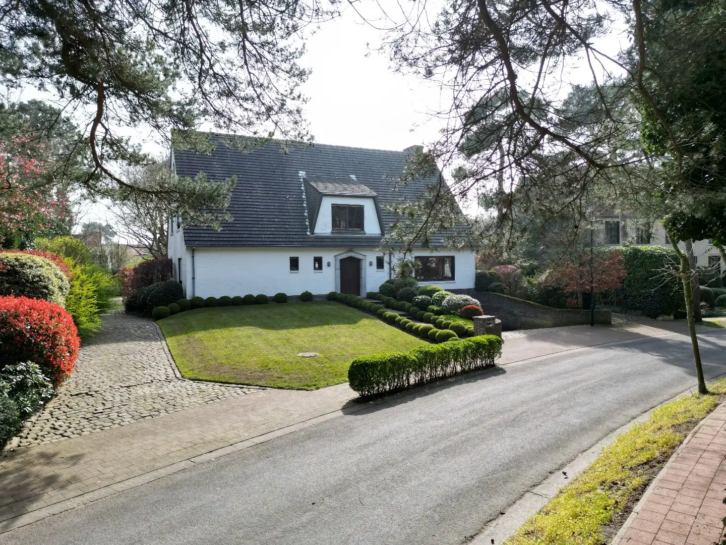 Formidabel rustig en top gelegen villa op perfect bouwperceel van 1704m². foto 4