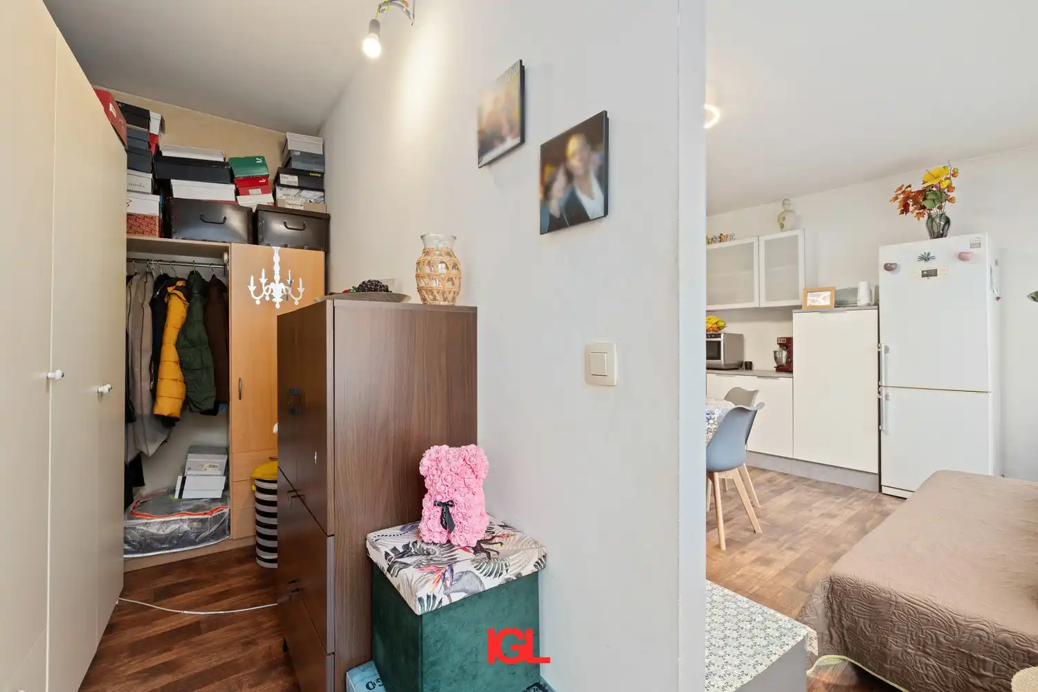 Opbrengsteigendom met 2 appartementen en garage nabij de vijvers van Anderlecht foto 6