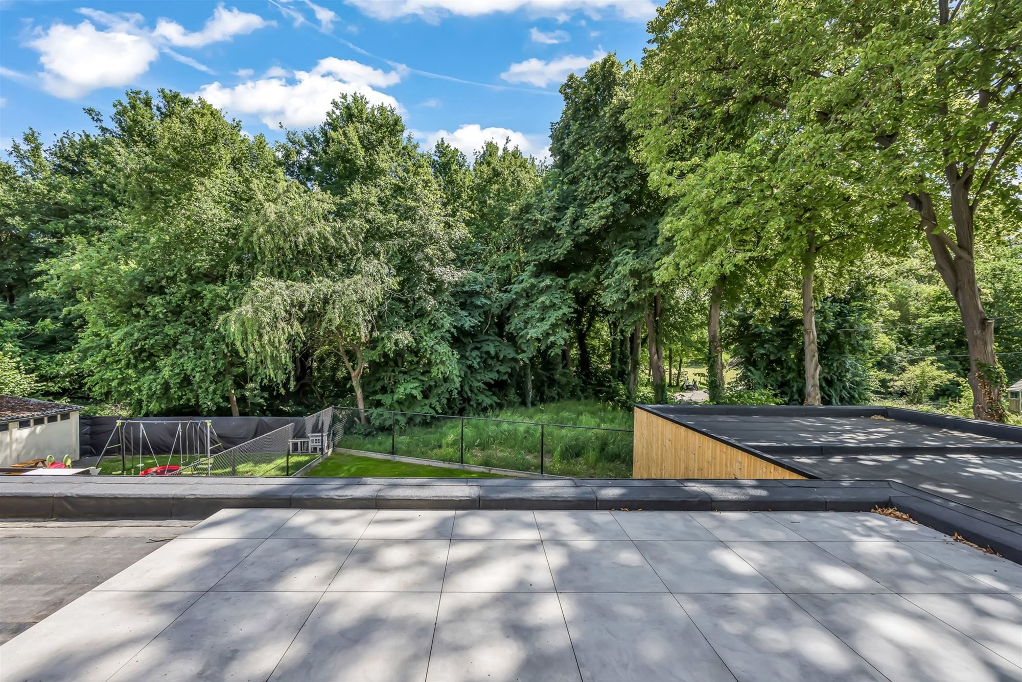 NIEUWBOUW DUPLEXAPPARTEMENT (165M²) MET 2 SLAAPKAMERS EN RUIM TERRAS NABIJ BERINGEN CENTRUM foto 17