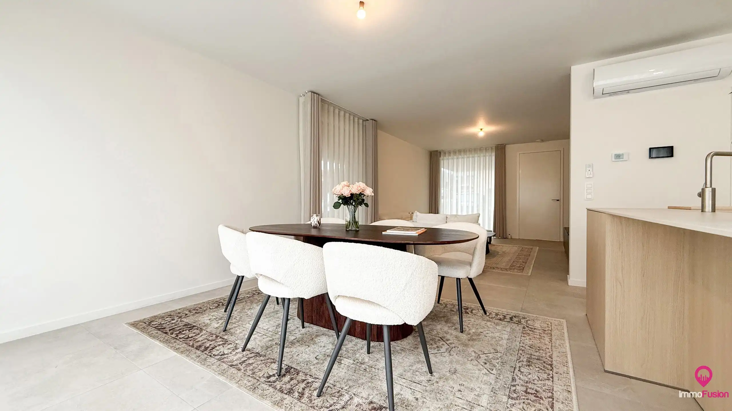 Stijlvolle nieuwbouwwoning met diepe tuin + vloerverwarming! foto 8