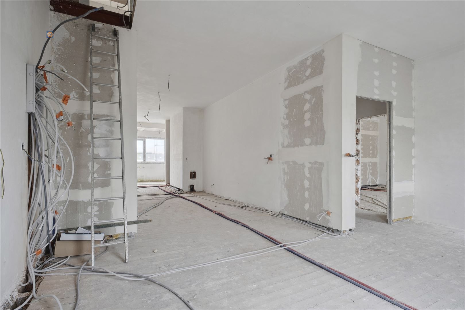 Stijlvol nieuwbouwappartement in centrumlocatie foto 10