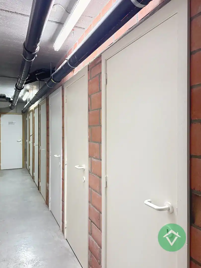 Instapklaar appartement met 2 slaapkamers en garage te Eernegem  foto 27