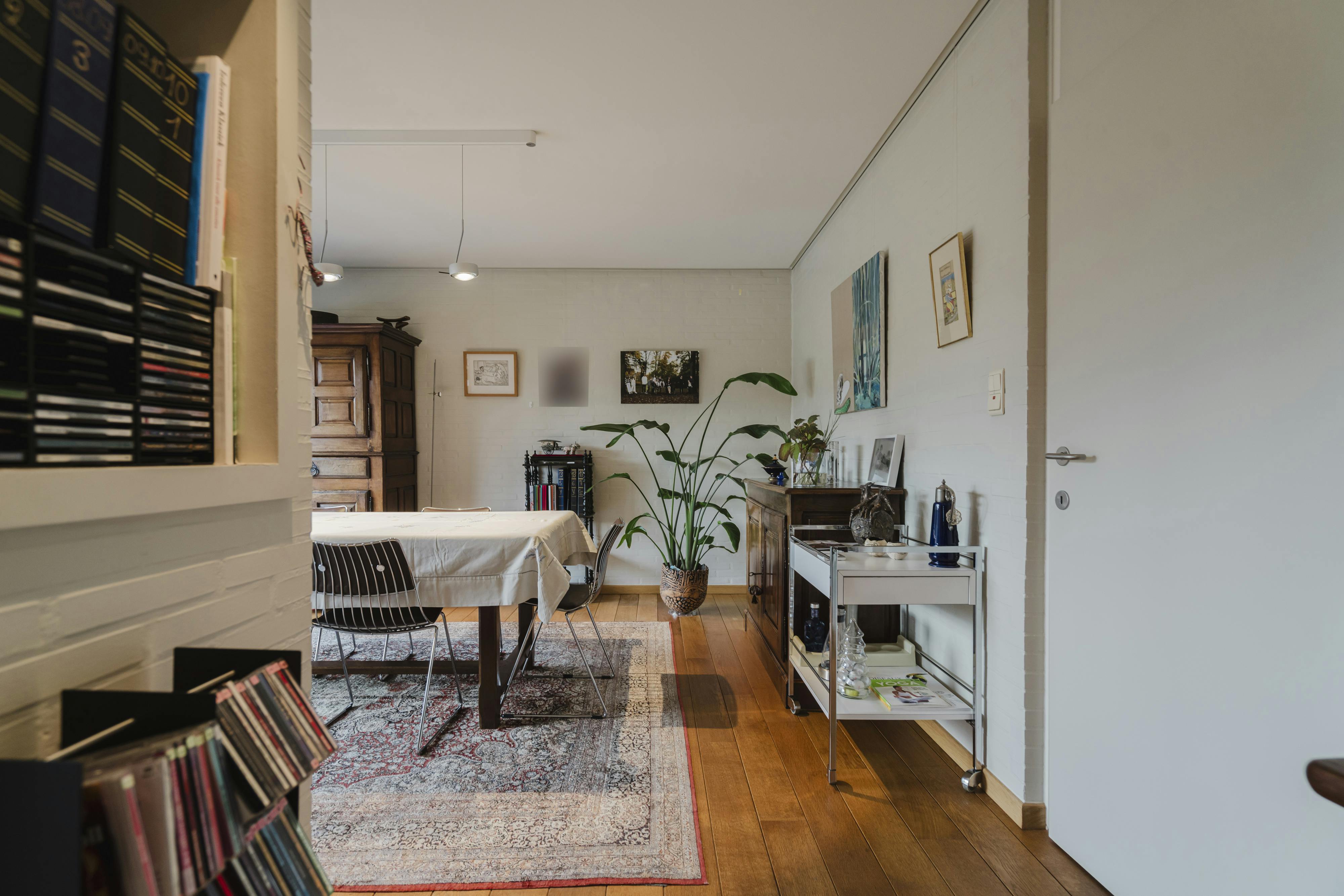 Karaktervolle, architecturale villa te koop in Wevelgem! foto 6