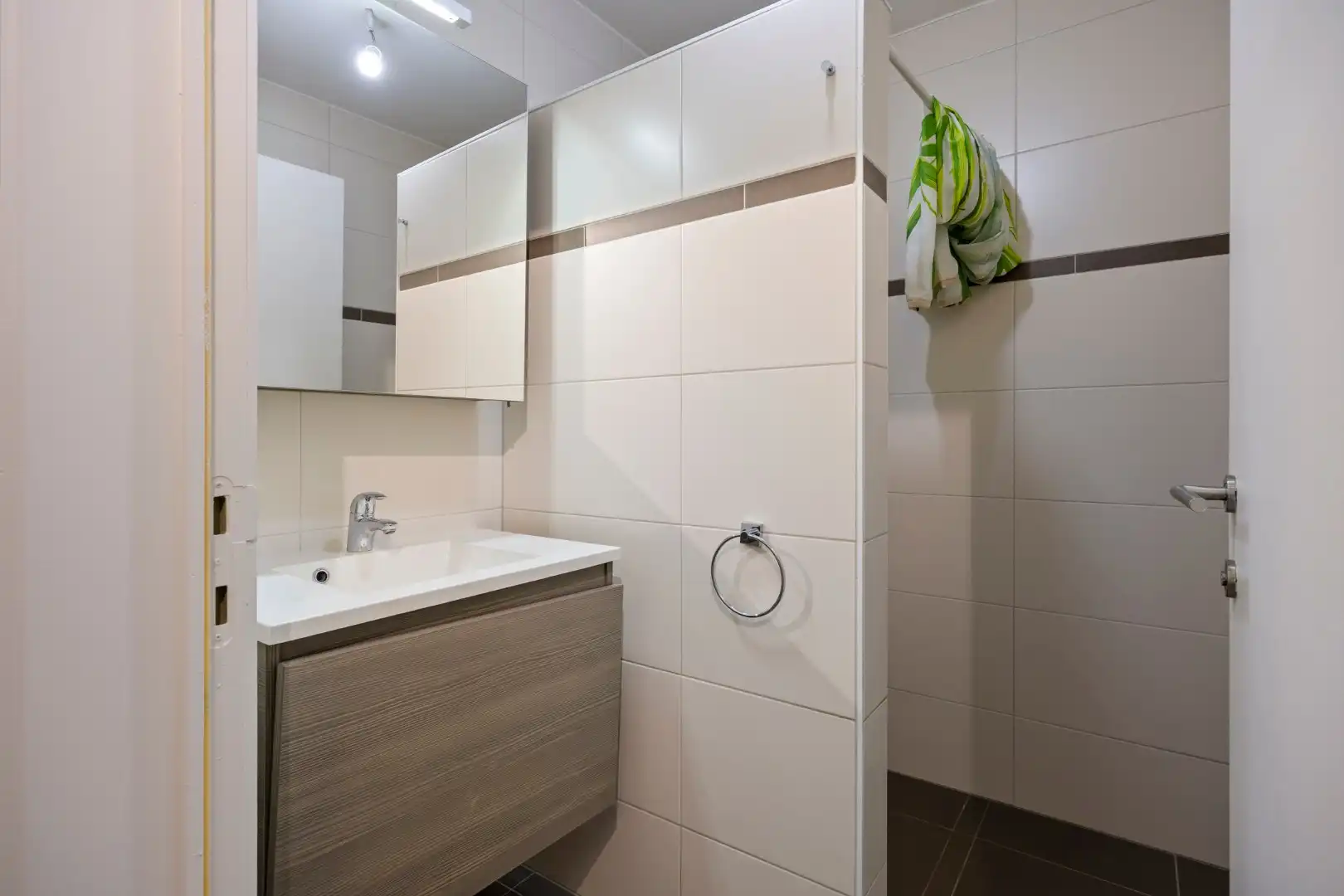 Ruim gelijkvloers 2 slaapkamer appartement met garage op centrale ligging te Dessel foto 13
