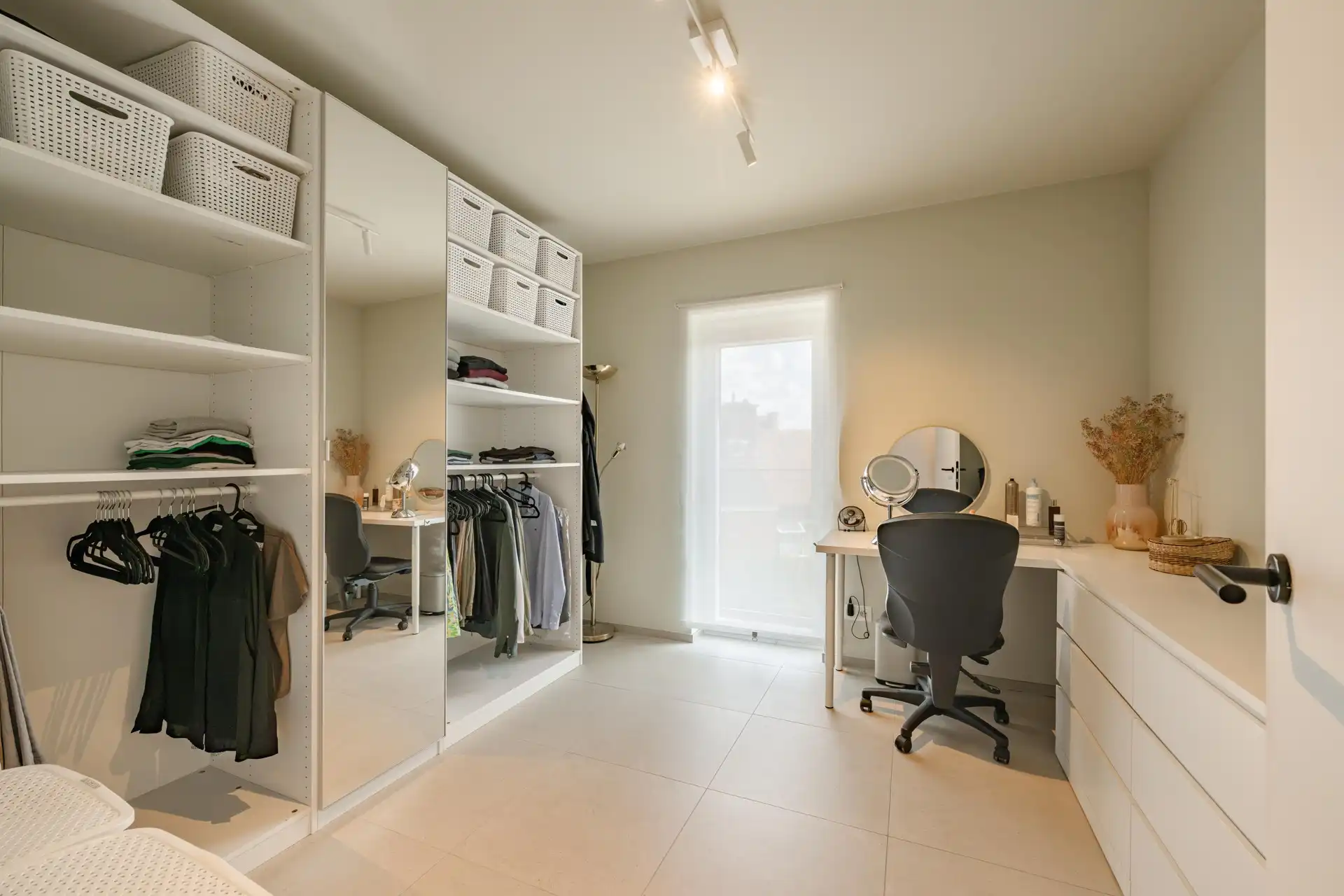 Prachitg Instapklaar appartement met 3 slaapkamers, polyvalente ruimte en terras in Sint-Eloois-Vijve 🏡 foto 22