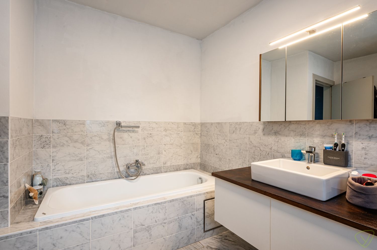 Verzorgde gezinswoning met energiezuinige troeven en zonnige tuin foto 15