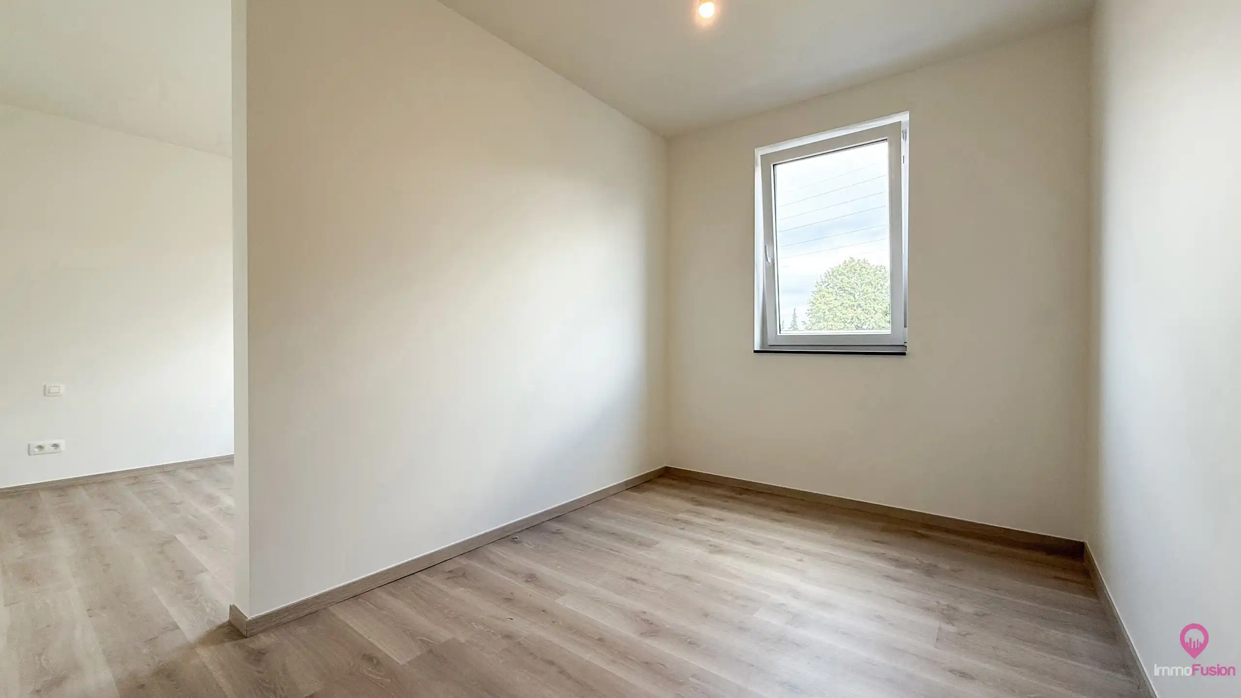 Praktische nieuwbouwwoning met 3 slpks in rustige straat! foto 26