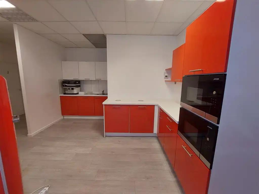 WEST BRUSSELS BUSINESS CENTRE - van 221m² tot 482m² foto 11