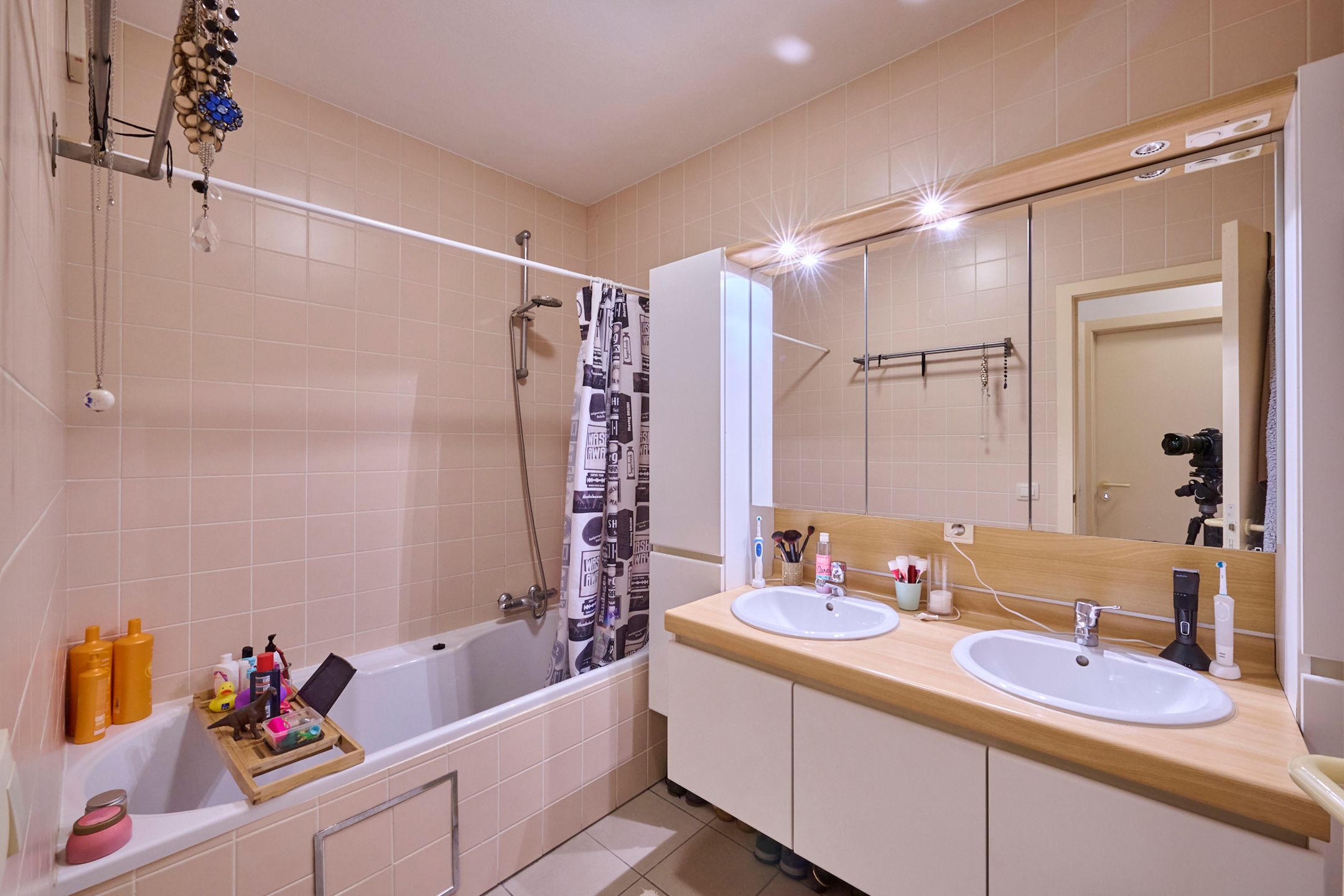 Instapklaar appartement (95m²) met 2 slpks in het centrum foto 8