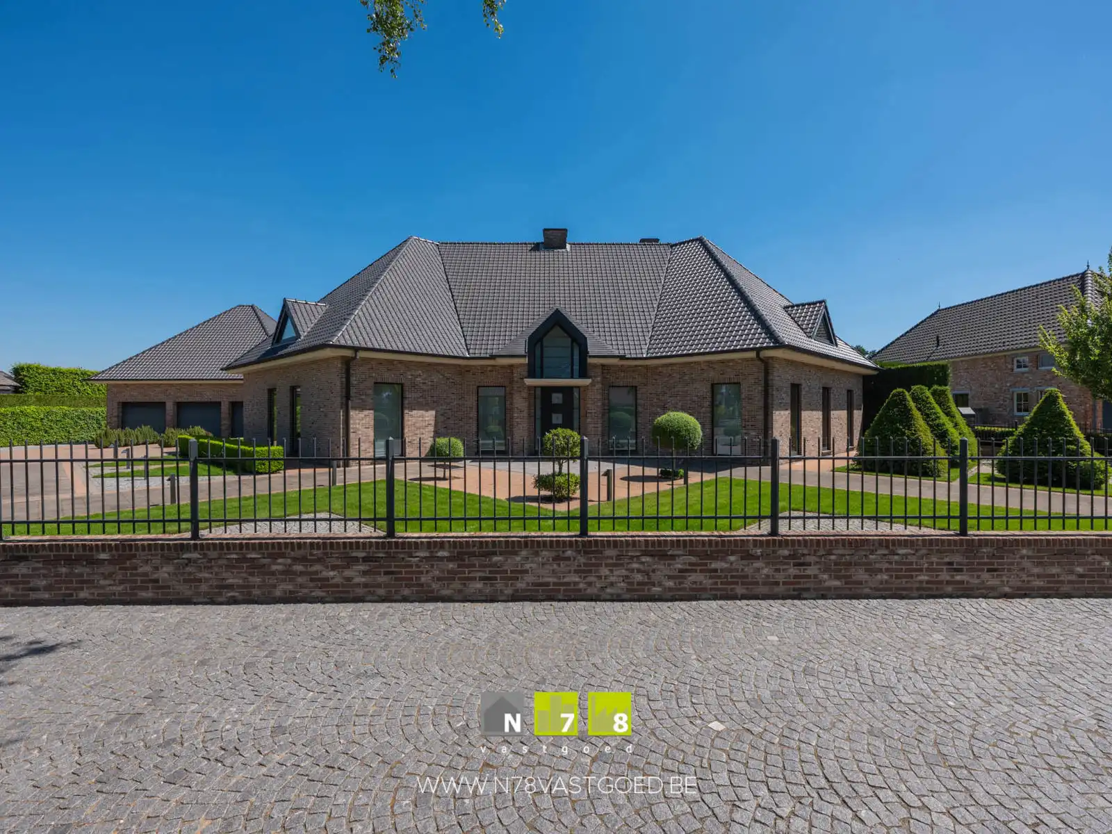 Villa te koop foto 2