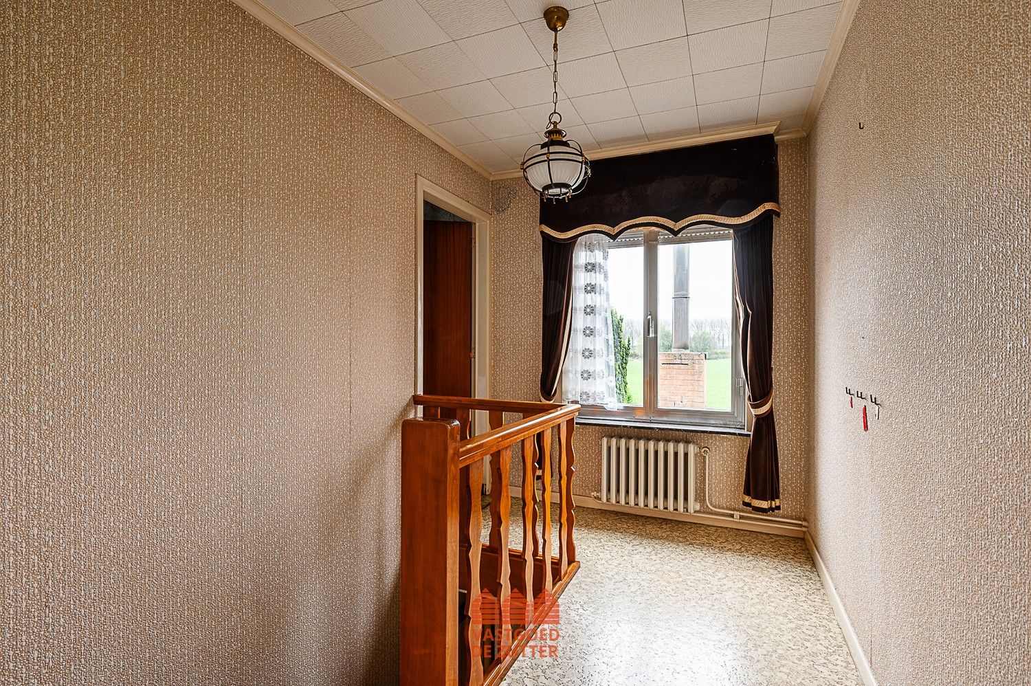 Te renoveren woning met loods foto 12