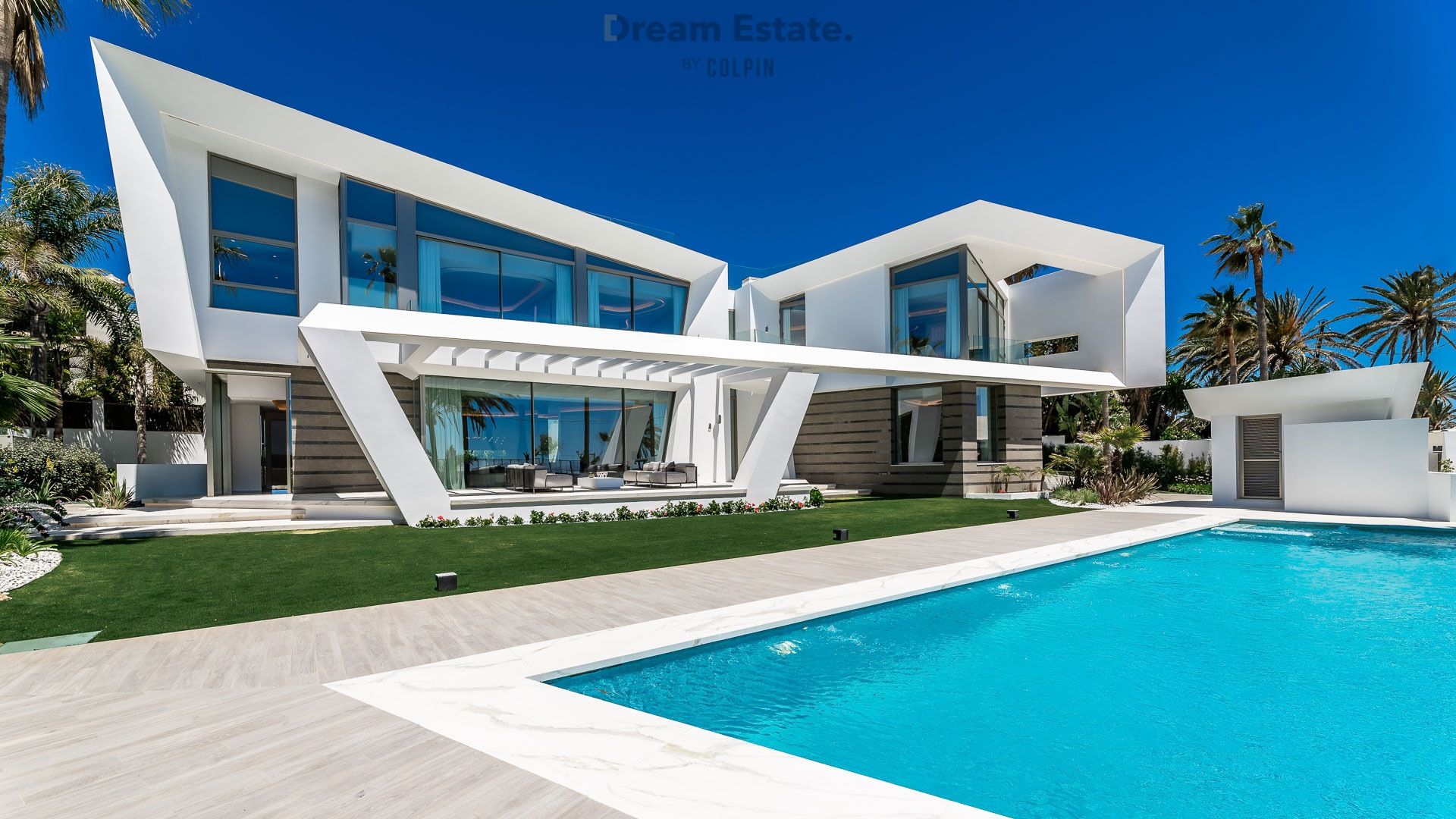 Hypermoderne frontline villa in Los Monteros foto 54