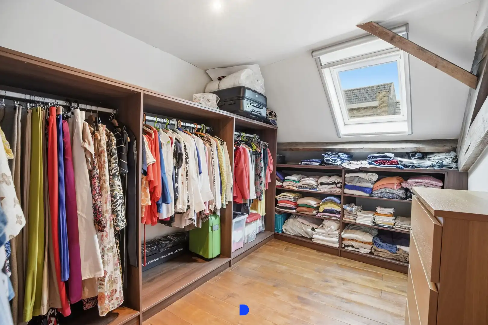 Ruime rijwoning met praktijkmogelijkheden & 2 garages in het centrum van Tielt! foto 29