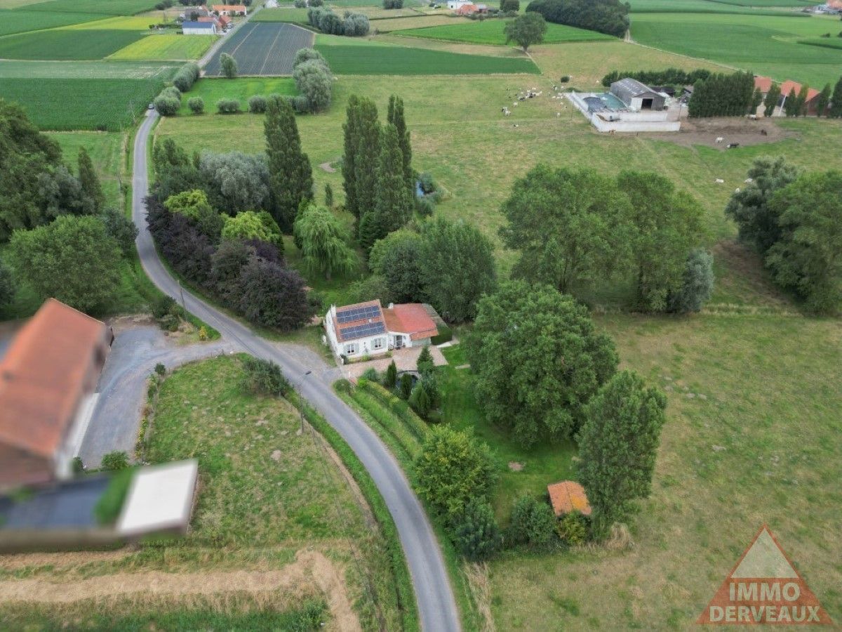 Beselare - Landelijk gelegen charmante woning foto 13