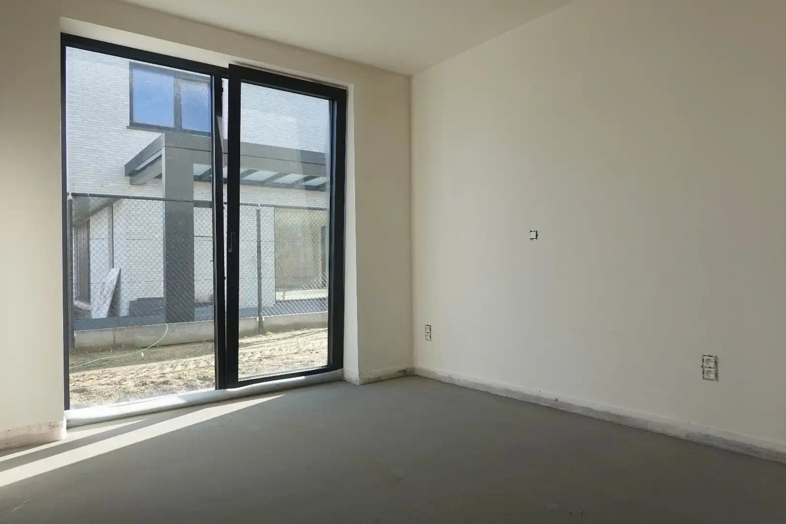 Nieuwbouwwoning met 4 slaapkamers op een uitstekende ligging in centrum Jabbeke foto 7