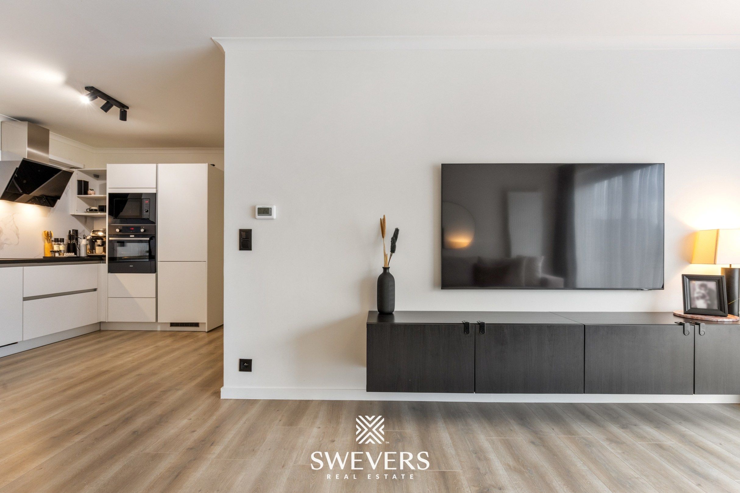 Instapklaar appartement met 2 slaapkamers in centrum Koersel foto 12