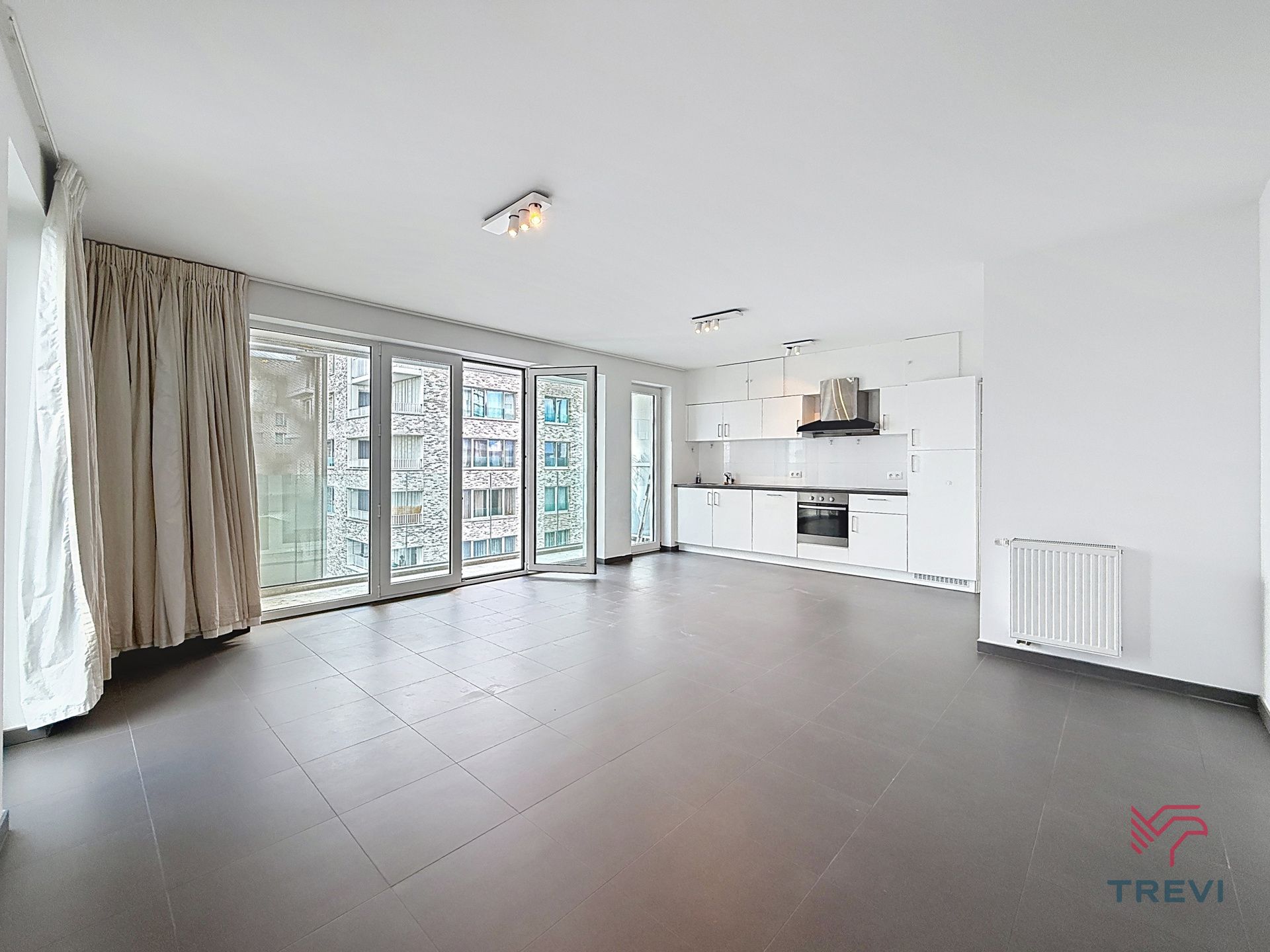 Appartement 2 slaapkamers in een nieuwbouwproject uit 2020 foto {{pictureIndex}}