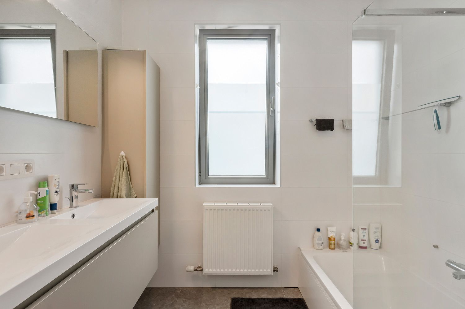 appartement, 2 slaapkamers, terras, kelder, lift. foto 4