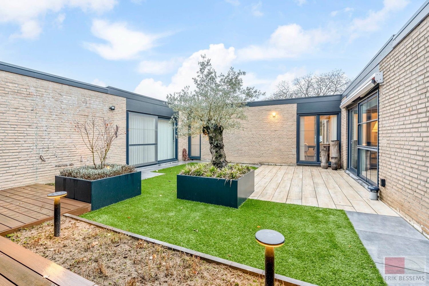 Leuk, grondig gerenoveerde bungalow (2023–2025), rustig gelegen aan het park van Sint-Pietersheim. foto 26