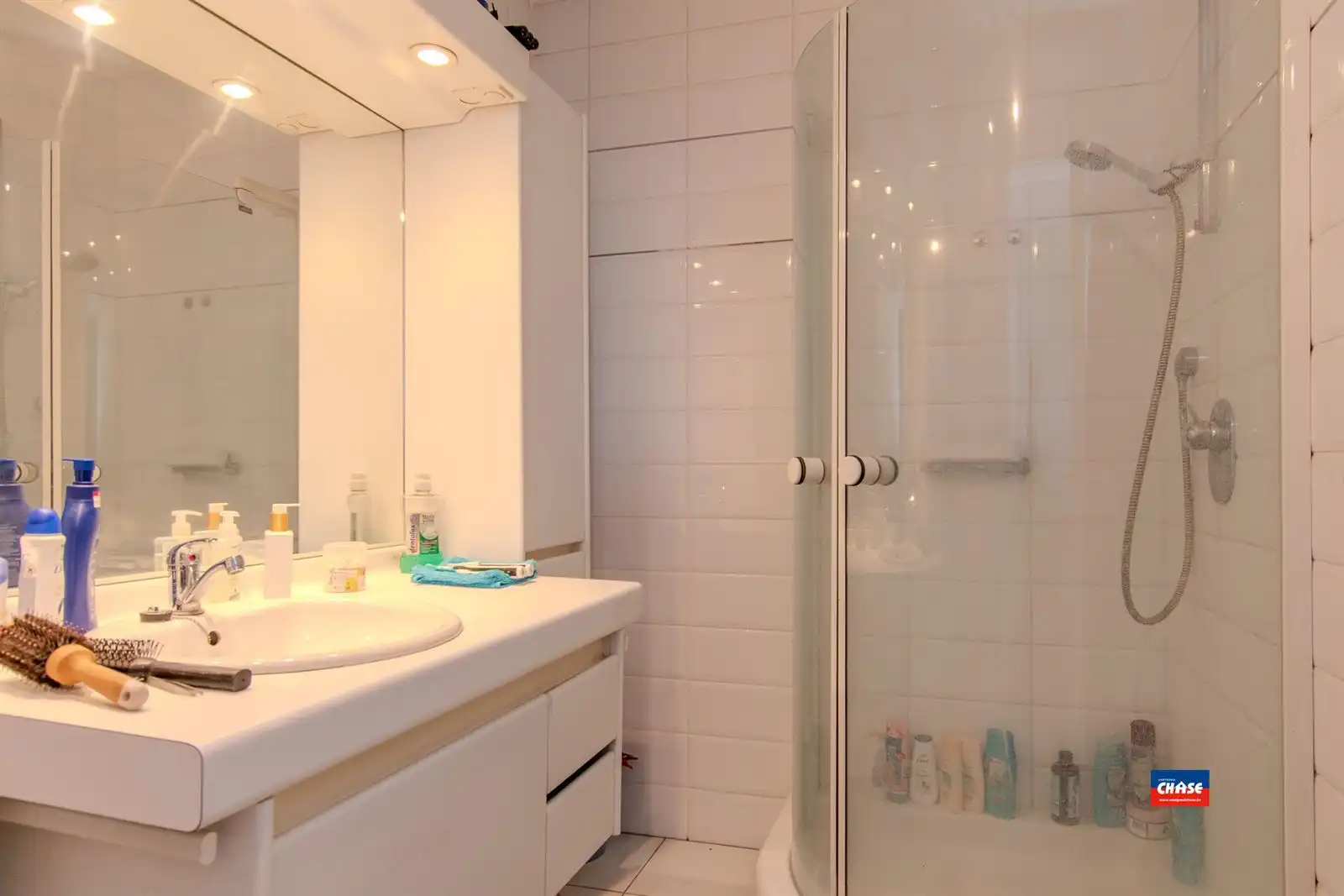 Knap 1 tot 3-slaapkamer appartement met terras foto 12
