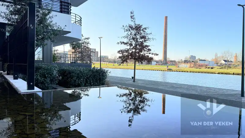 STUDIO OP EEN TOPLOCATIE!! foto {{pictureIndex}}