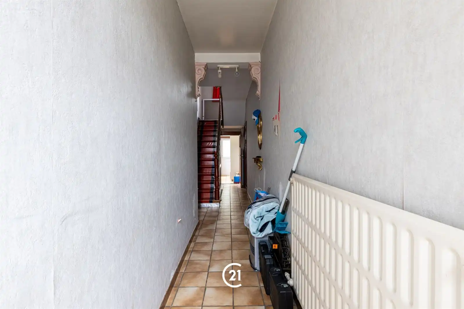 Gezinswoning met garage op 0.93are foto 2